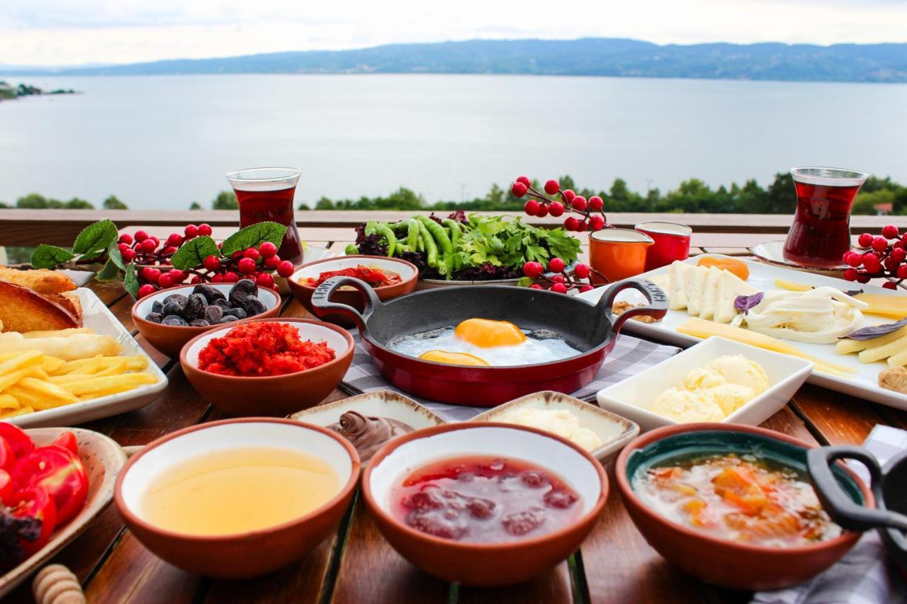 Sapanca Villa Suite Boutique Hotel Экстерьер фото